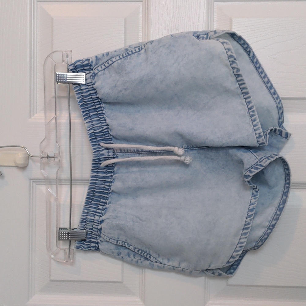 Kendall and Kylie blue tie shorts